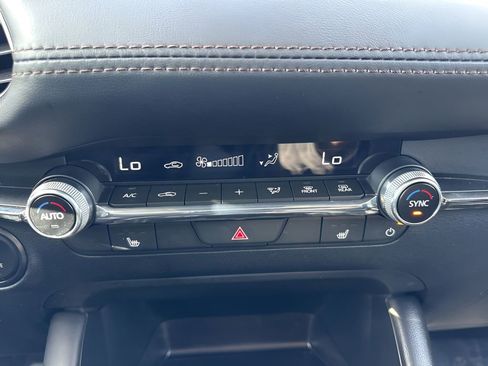 Used 2025 MAZDA MAZDA3 s image 19