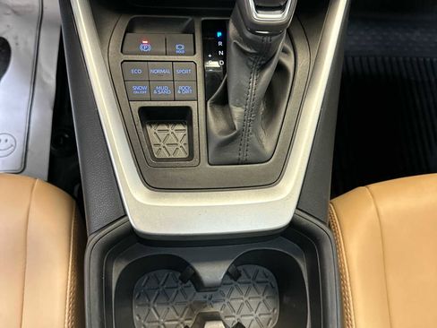 Used 2019 Toyota RAV4 XLE Premium w/ Cold Weather Package image 29