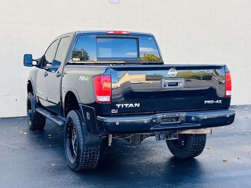 Used 2014 Nissan Titan PRO-4X image 5
