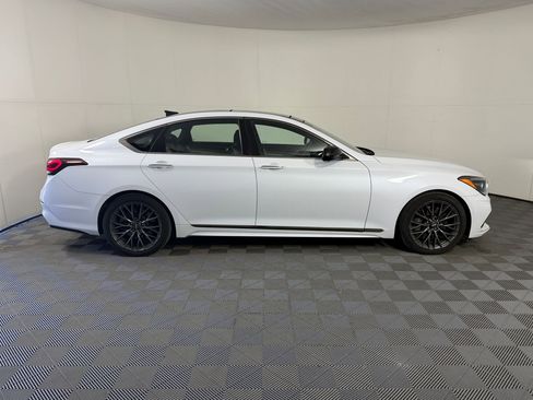 Used 2018 Genesis G80 3.3T Sport RWD image 8