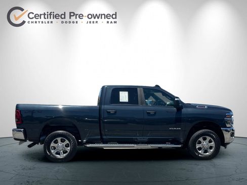 Used 2026 RAM 2500 Big Horn AWD/4WD image 3