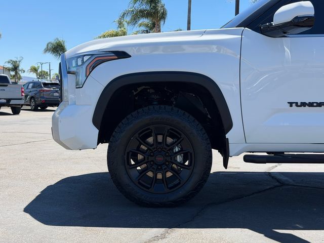 Used 2023 Toyota Tundra Limited w/ TRD Off-Road Package AWD/4WD image 23