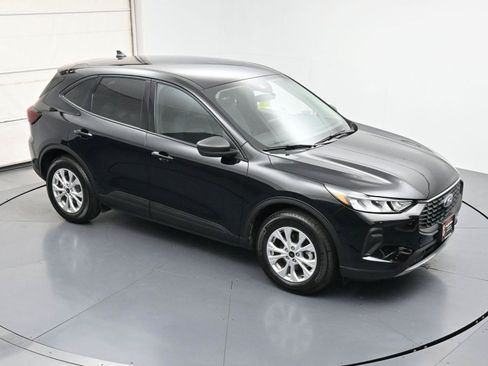 Used 2025 Ford Escape Active FWD image 34