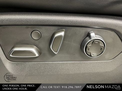 Used 2021 Cadillac Escalade Sport Platinum image 19