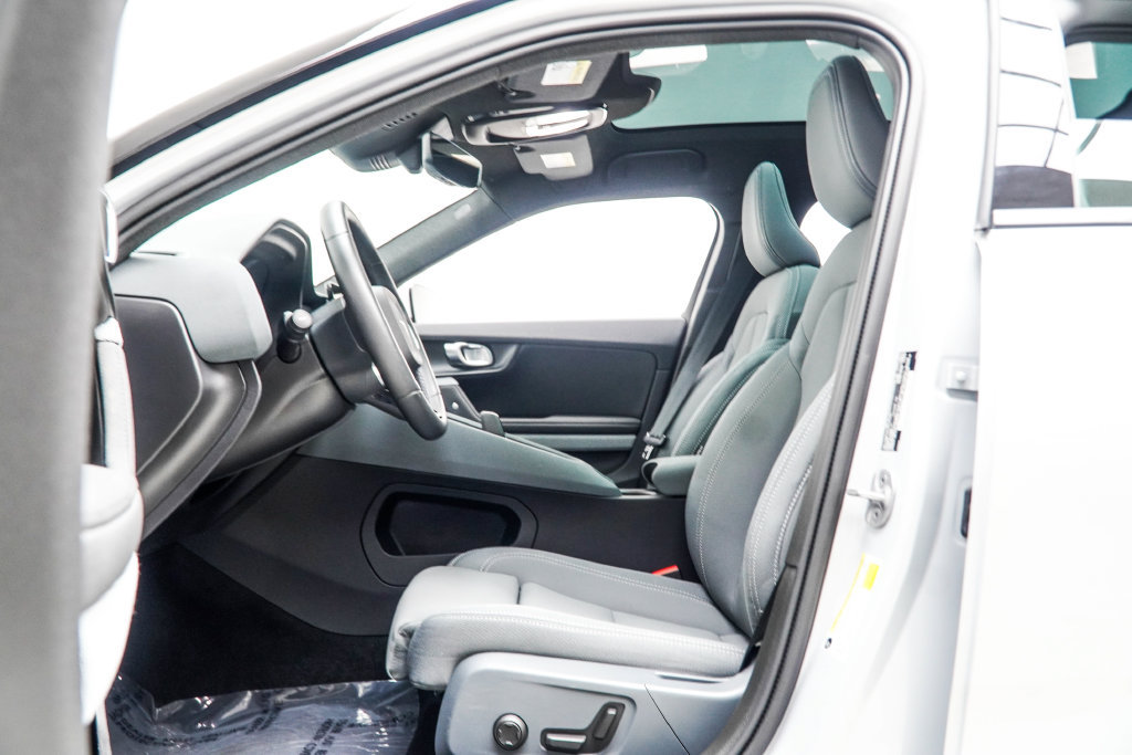 Used 2024 Polestar Polestar 2 AWD/4WD image 36