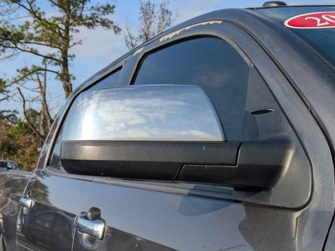 Used 2018 Toyota Tundra Platinum image 11