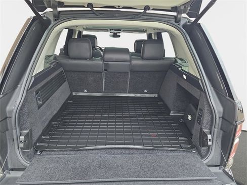 Used 2022 Land Rover Range Rover Westminster Edition image 14