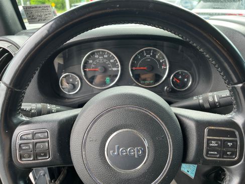 Used 2017 Jeep Wrangler Unlimited Sport w/ Quick Order Package 24S AWD/4WD image 14
