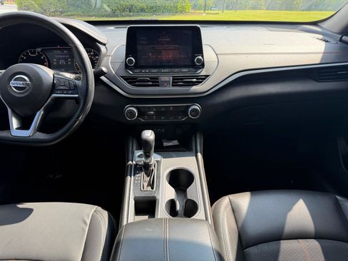 Used 2019 Nissan Altima 2.5 SR FWD image 22