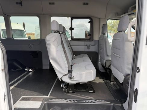 Used 2018 Ford Transit 350 XL image 17