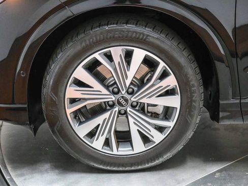 Certified 2023 Audi Q4 e-tron Premium Plus w/ Premium Plus RWD image 10
