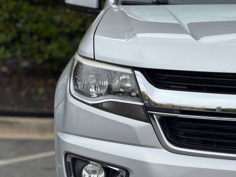 Used 2018 Chevrolet Colorado LT w/ LT Convenience Package image 4