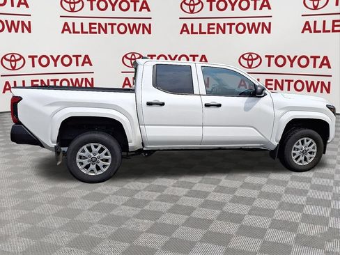 Used 2024 Toyota Tacoma SR RWD image 9