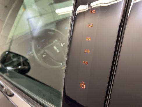 New 2026 Lincoln Aviator AWD image 29