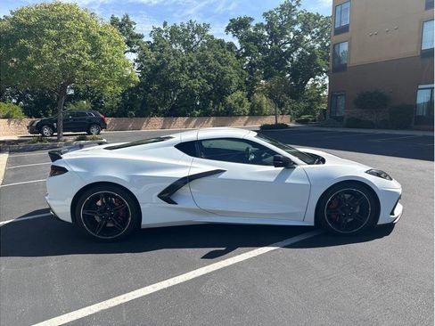 Used 2023 Chevrolet Corvette Stingray Coupe w/ Z51 Performance Package RWD image 6