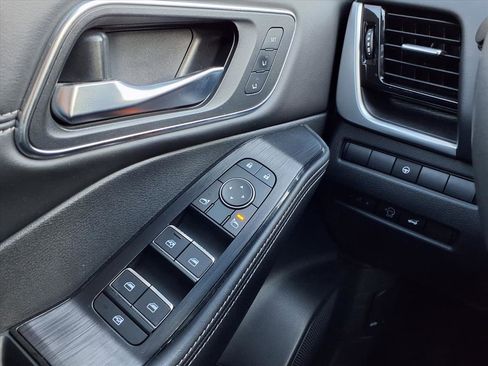 Used 2023 Nissan Rogue Platinum image 22