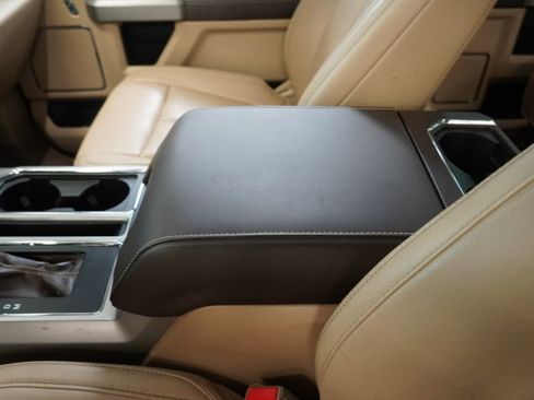 Used 2018 Ford F150 Lariat w/ Equipment Group 502A Luxury image 14