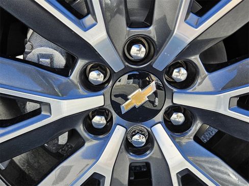 New 2026 Chevrolet Tahoe High Country image 19