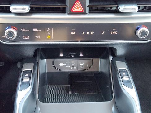 New 2026 Kia Sorento S image 14