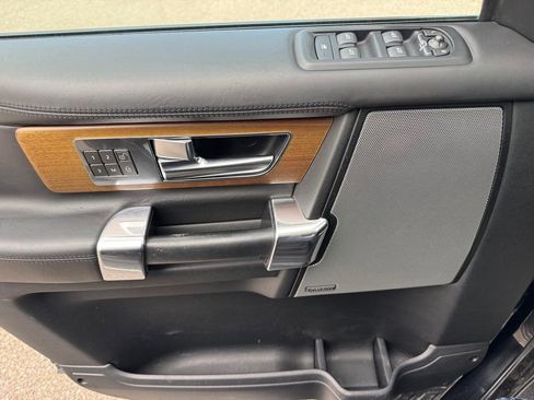 Used 2016 Land Rover LR4 HSE LUX image 17