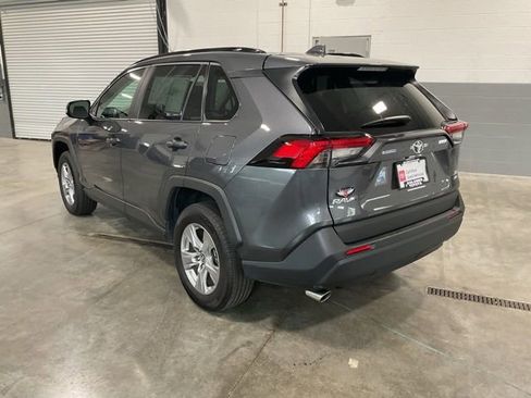 Used 2025 Toyota RAV4 XLE AWD/4WD image 4