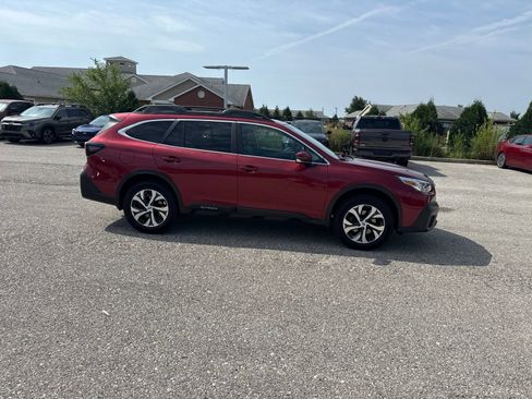 Used 2020 Subaru Outback Limited AWD/4WD image 9