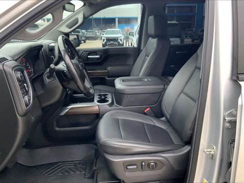 Certified 2022 Chevrolet Silverado 1500 LT Trail Boss w/ Convenience Package II image 7