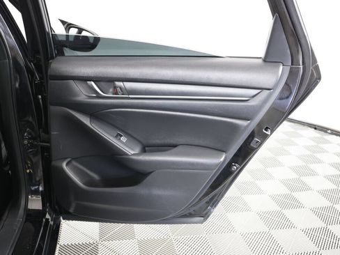 Used 2019 Honda Accord Sport image 21