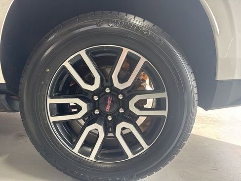 Used 2023 GMC Yukon XL AT4 w/ LPO, Floor Liner Package image 9