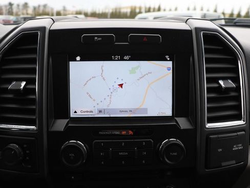 Used 2017 Ford F150 XLT w/ Equipment Group 302A Luxury image 21