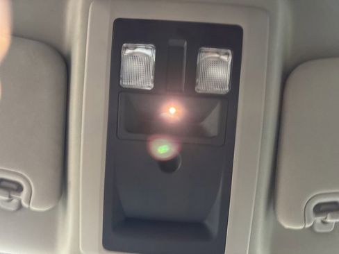 Used 2024 RAM 1500 Classic SLT image 26