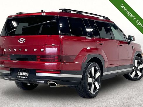 Used 2024 Hyundai Santa Fe Limited FWD image 2