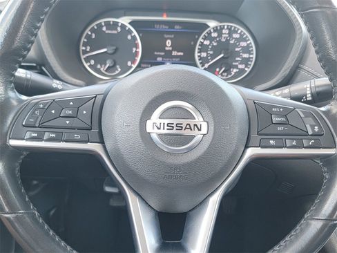 Used 2021 Nissan Sentra SV image 32