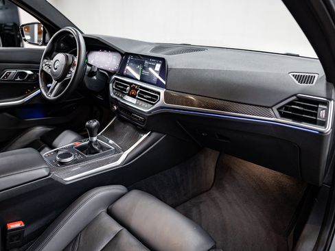 Used 2022 BMW M3 image 7