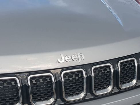 Used 2023 Jeep Compass Limited w/ Elite Group AWD/4WD image 12