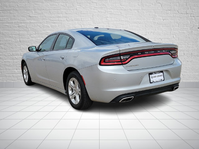 Used 2022 Dodge Charger SXT RWD image 3