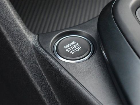 New 2025 Kia K4 LXS image 21