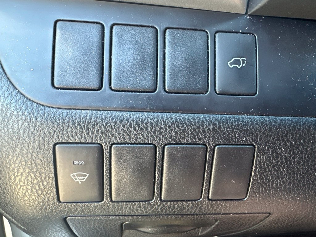 Used 2015 Toyota Highlander Plus FWD image 14