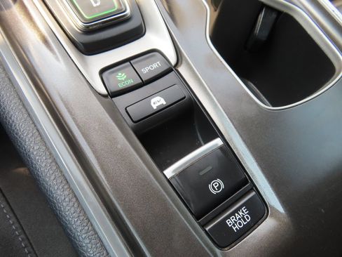 Used 2019 Honda Accord Hybrid image 31