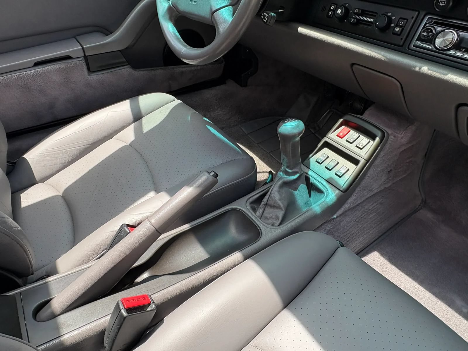 Used 1995 Porsche 911 Carrera image 50