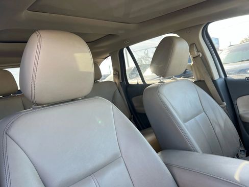 Used 2013 Ford Edge Limited FWD image 17