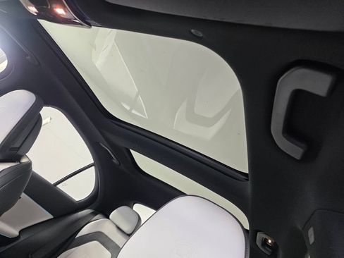 New 2027 Mercedes-Benz E 53 AMG e 4MATIC Sedan image 9