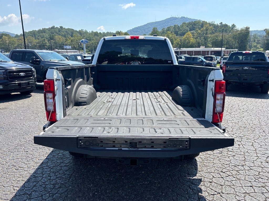 Used 2021 Ford F250 XLT w/ XLT Premium Package AWD/4WD image 7