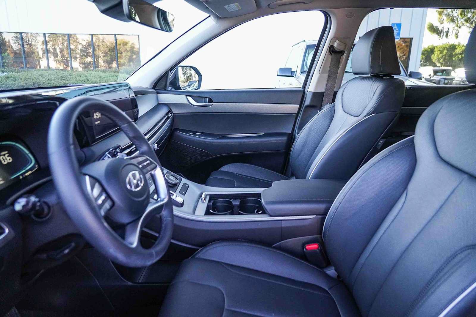 Certified 2025 Hyundai Palisade XRT FWD image 18