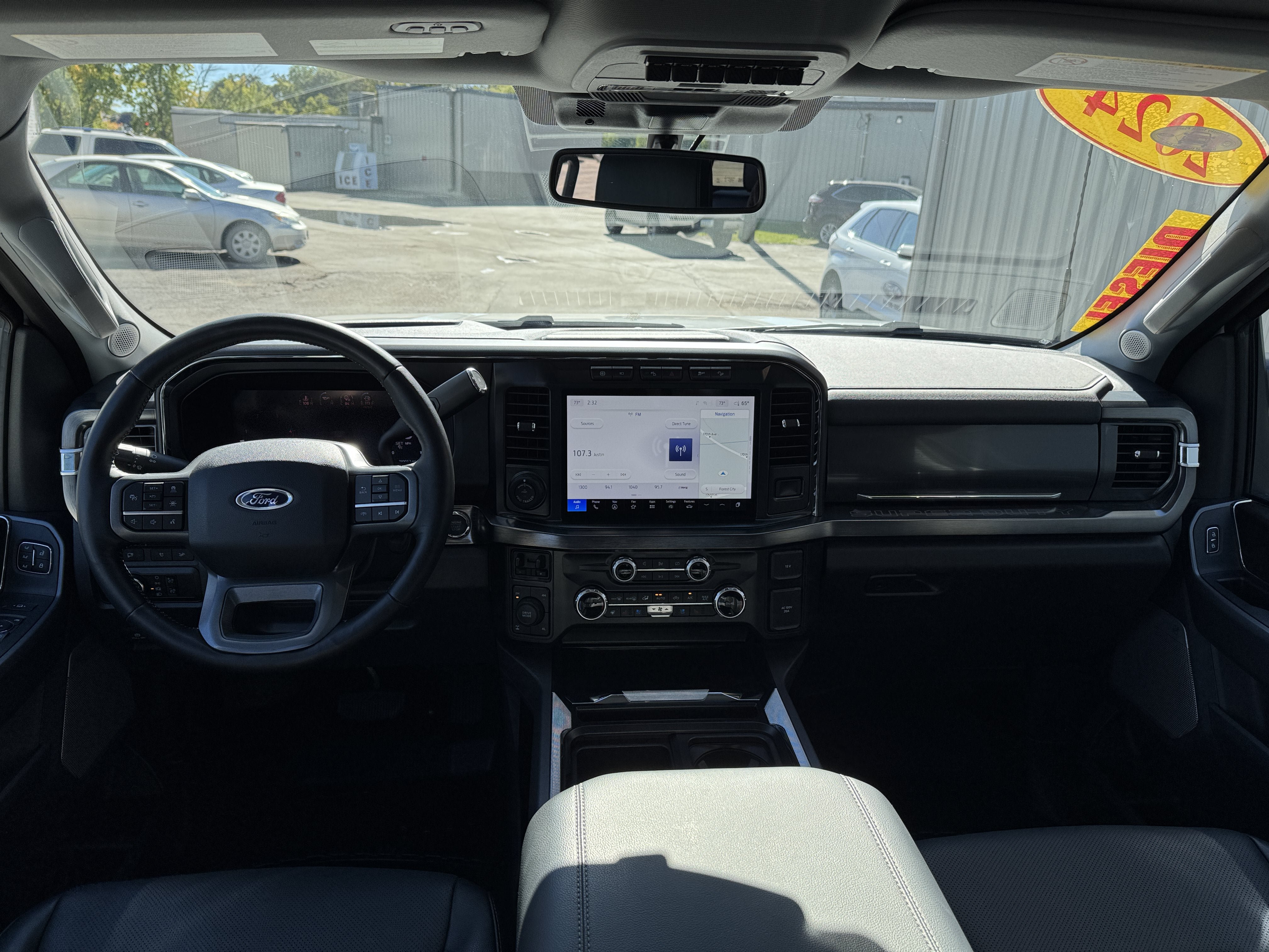 Used 2024 Ford F350 Lariat w/ Lariat Ultimate Package AWD/4WD image 31