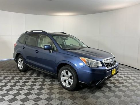 Used 2014 Subaru Forester 2.5i Premium AWD/4WD image 3