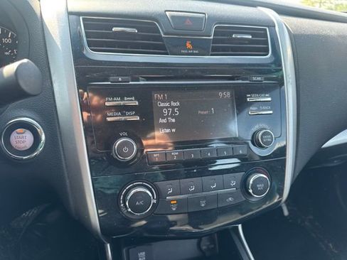 Used 2015 Nissan Altima 2.5 S w/ Power Driver Seat Package FWD image 18
