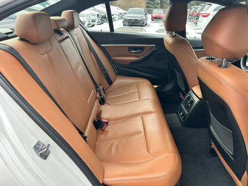 Used 2017 BMW 330i xDrive 330i xDrive Sedan South Africa image 22