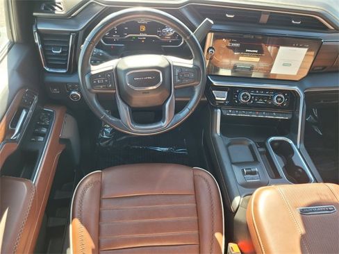 Used 2024 GMC Sierra 2500 Denali Ultimate w/ Max Trailering Package image 10