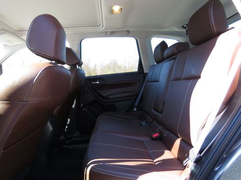 Used 2018 Subaru Forester 2.5i Touring AWD/4WD image 20